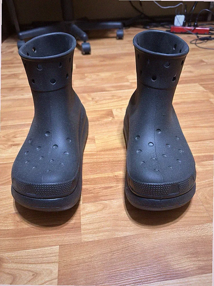 Crocs classic crush rain boots for Men