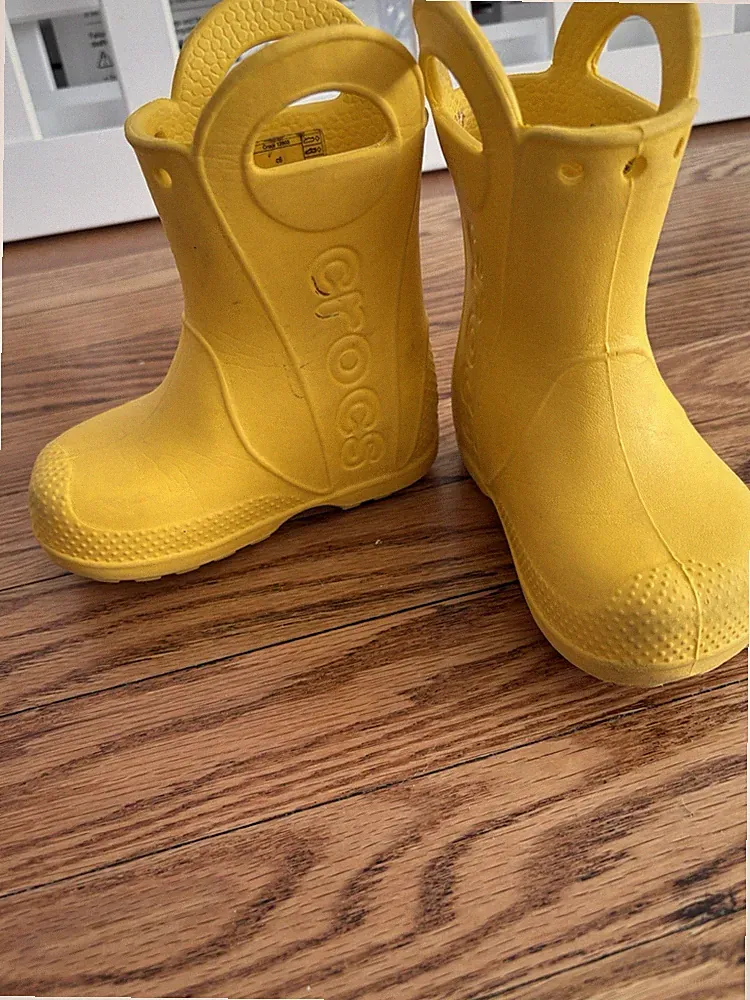 Crocs Handle It Rain Boot Yellow Waterproof Kids Size 6 Lightweight Rubber